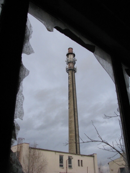 062 Bývalá panelárna - radiokomunikační komín 5.1.2012